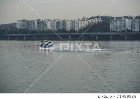 ソウル 漢江 動作大橋 71499938