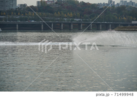 ソウル 漢江 動作大橋 71499948