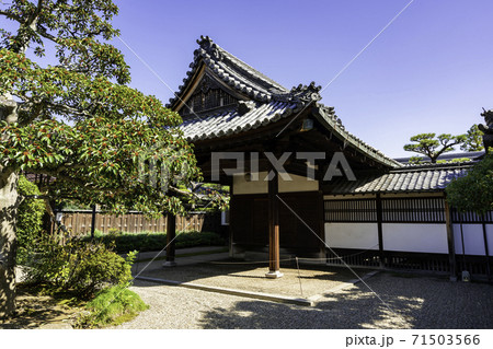 中宮寺 表御殿 奈良県生駒郡斑鳩町 中宮寺 表御殿 奈良県生駒郡斑鳩町 71503566