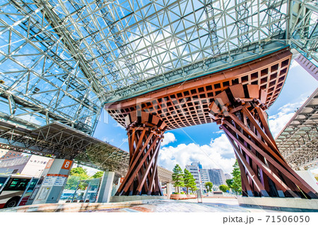 石川県金沢市　金沢駅（鼓門ともてなしドーム） 71506050