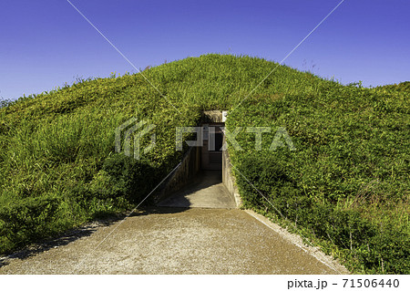 藤ノ木古墳　奈良県生駒郡斑鳩町 71506440