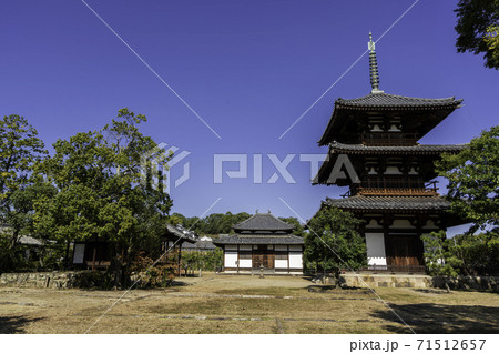 法起寺　境内　奈良県生駒郡斑鳩町 71512657