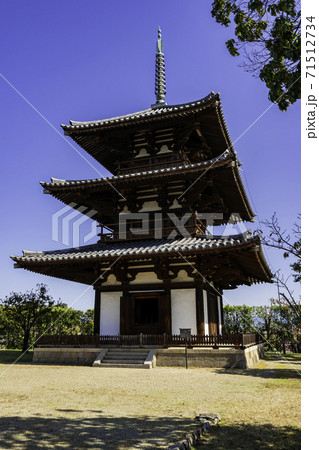 法起寺　三重塔　奈良県生駒郡斑鳩町 71512734