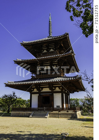 法起寺　三重塔　奈良県生駒郡斑鳩町 71512735
