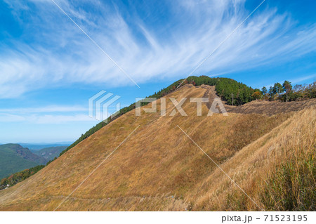 曽爾高原（亀山峠付近から撮影） 71523195