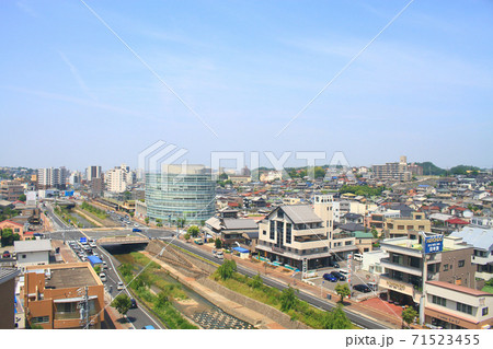 瀬戸市、瀬戸川と瀬戸市中心街の風景 瀬戸市、瀬戸川と瀬戸市中心街の風景 71523455
