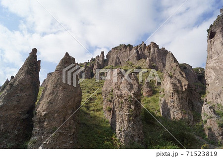 アルメニア・ゴリス 奇岩群の風景 71523819