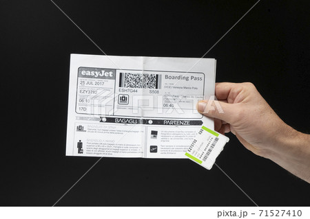 Boarding pass Boarding pass 71527410