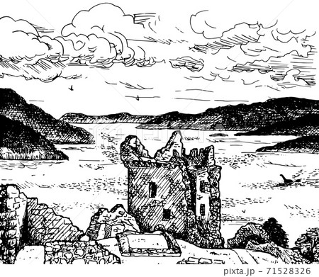 Tower and walls of the Urquhart Castle in Scotland 71528326