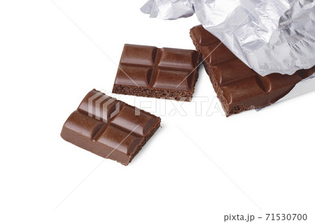 Bar of porous chocolate Bar of porous chocolate 71530700