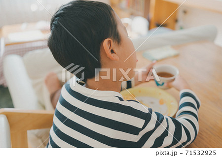 6 years old 71532925