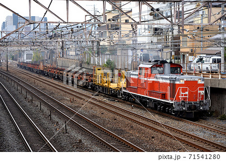 東海道本線を行くDD511183ロングレール輸送列車 71541280