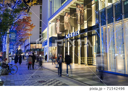 名古屋市中区　栄　大津通　ラシック前　イルミネーション 71542496