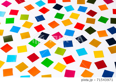 SDGs持続可能な開発目標・17の目標の17の色 71543971