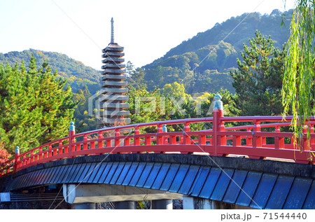 京都　宇治の風景 71544440