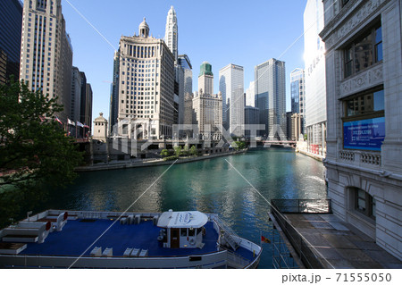 アメリカ合衆国　イリノイ州　シカゴ　 ダウンタウン　 71555050