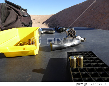 ネバダ州 ボルダーシティ 射撃場 ネバダ州 ボルダーシティ 射撃場 71557793