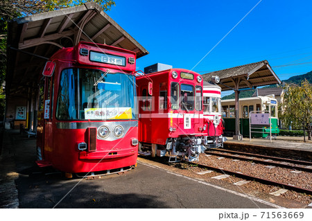 岐阜県 美濃市 旧名鉄美濃駅舎の車両展示 岐阜県 美濃市 旧名鉄美濃駅舎の車両展示 71563669