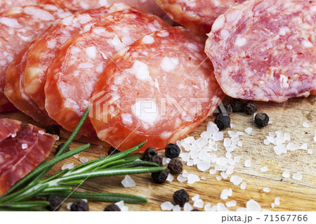 pork and beef meat 71567766