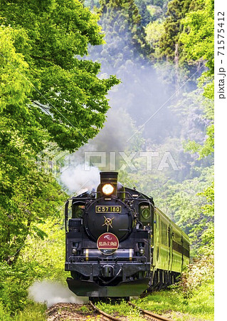 機関車 蒸気機関車 の画像素材 ピクスタ