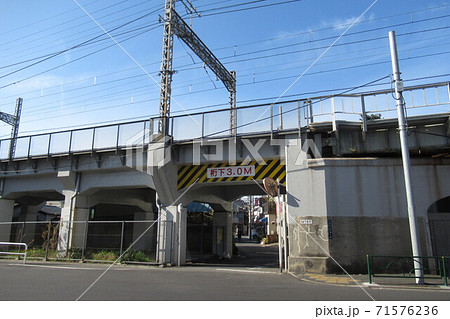 荒川区荒川 京成線の高架 荒川区荒川 京成線の高架 71576236