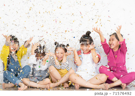 Group of kid, happy 71576492