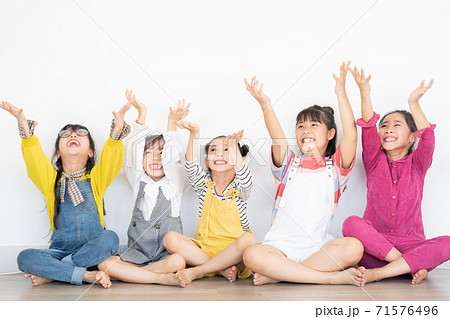 Group of kid, happy Group of kid, happy 71576496