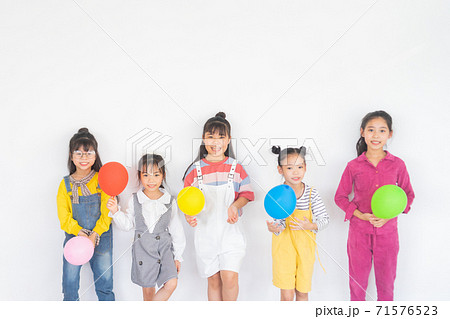 Children party 71576523