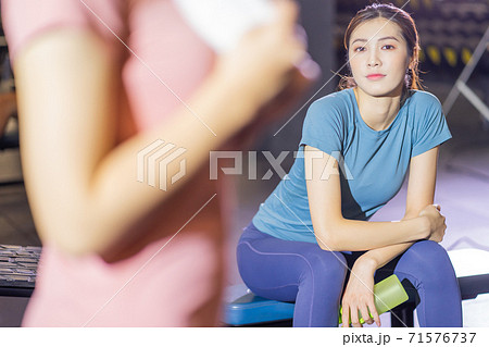 Women, fitness 71576737