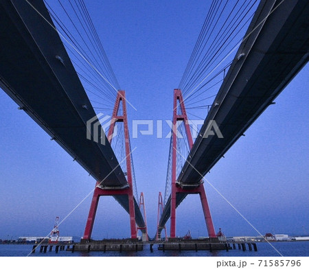 名古屋港 名港トリトンの真下 名古屋港 名港トリトンの真下 71585796