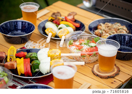 キャンプ料理 71605816