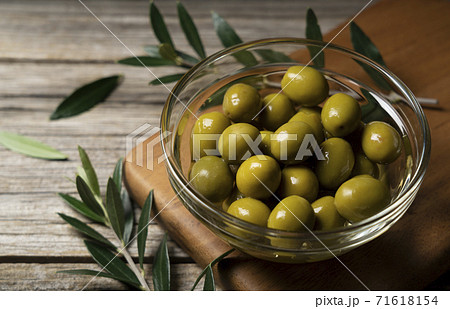 オリーブの塩漬けの写真素材