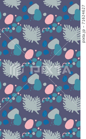 Seamless geometric pattern with the image of autumn leaves. Vector design for web banner, business presentation, brand package, fabric, print, wallpaper, postcards. 71624627