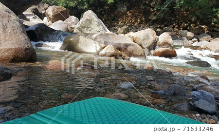 川 河 岩 71633246