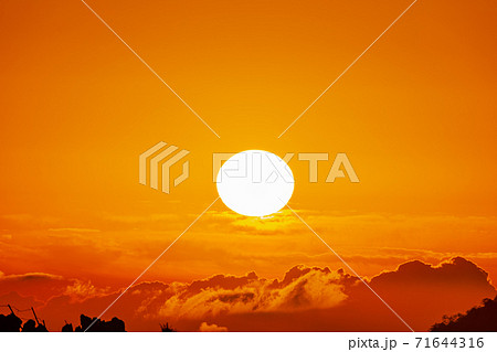 四国カルスト!天空の朝陽 四国カルスト!天空の朝陽 71644316