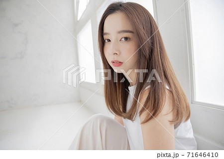 ストレートロングヘアー 日本人 ヘアスタイル ストレートロングヘアー 日本人 ヘアスタイル 71646410