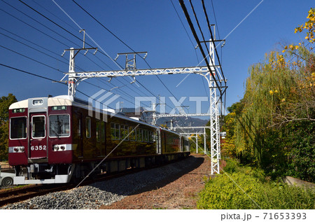 阪急電車 71653393