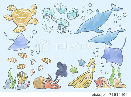優しいタッチの海の生き物イラストセットのイラスト素材 [71654464