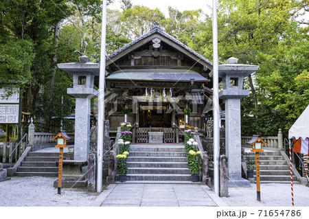 夫婦円満や縁結びで有名な飯盛神社　（福岡県福岡市西区） 71654786