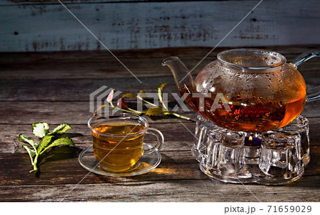 次 茶 葉 71659029