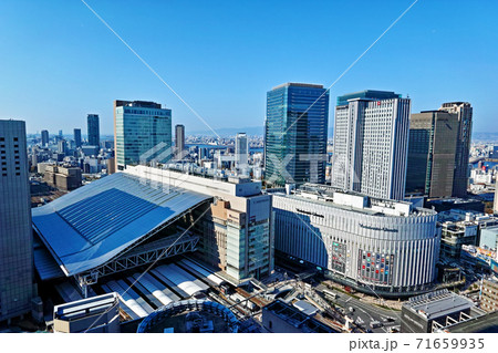 大阪梅田 阪急グランドビルから見るJR大阪駅周辺	 71659935