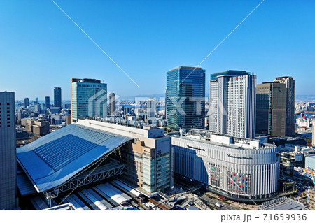 大阪梅田 阪急グランドビルから見るJR大阪駅周辺	 71659936