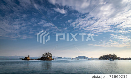 自然 季節 水分 71660255