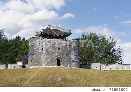 城壁 世界文化遺産 夕焼け 71661806