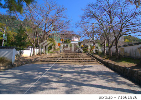 【日本100名城】備中松山城御根小屋への登城口 岡山県高梁市 【日本100名城】備中松山城御根小屋への登城口 岡山県高梁市 71661826