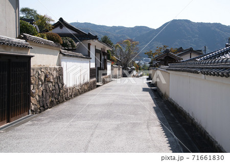 石火矢町ふるさと村の武家町の風景　岡山県高梁市 71661830