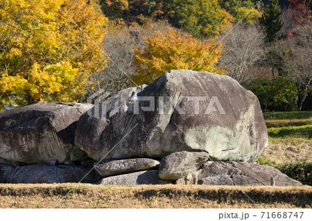 奈良県明日香村の石舞台古墳 71668747