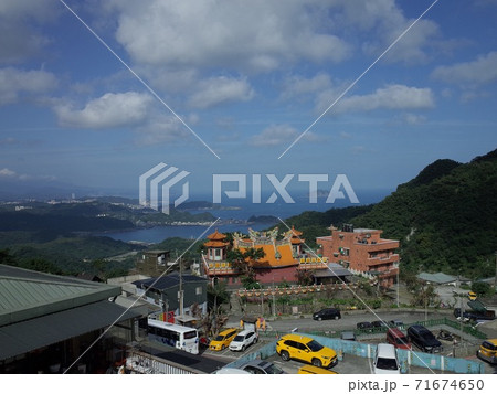昭霊廟と海_九份 昭霊廟と海_九份 71674650