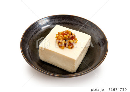 冷や奴と醤油の実 71674739
