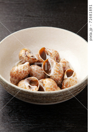 バイ貝の煮付け 71681891